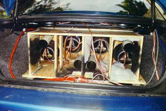 Wired box in trunk (16k)